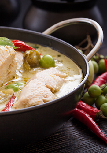 Green-curry-with-chicken